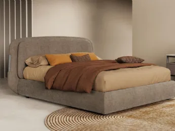 Il letto imbottito Bowie di Novaluna offre un design elegante e una seduta confortevole.