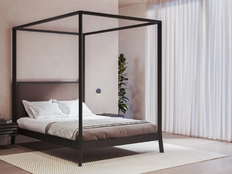 Letto in legno con testiera imbottita Breda with Canopy di Punt Mobles