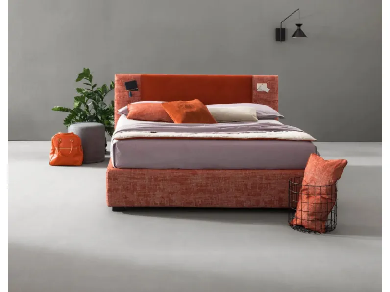 Letto matrimoniale in tessuto con testiera Rift di Bside