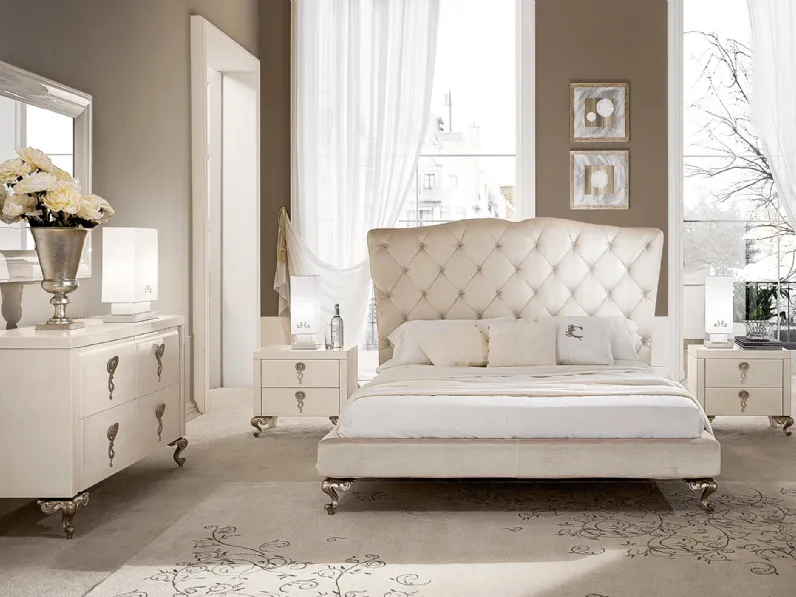 Letto classico George Alto in tessuto imbottito e trapuntato di Cantori