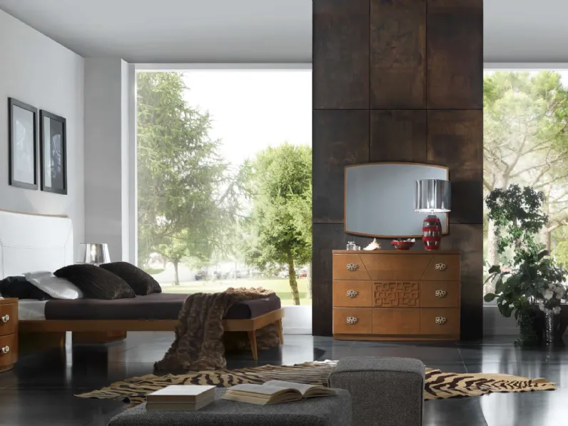 Letto in legno con testiera imbottita in ecopelle Certosa di Euromobili