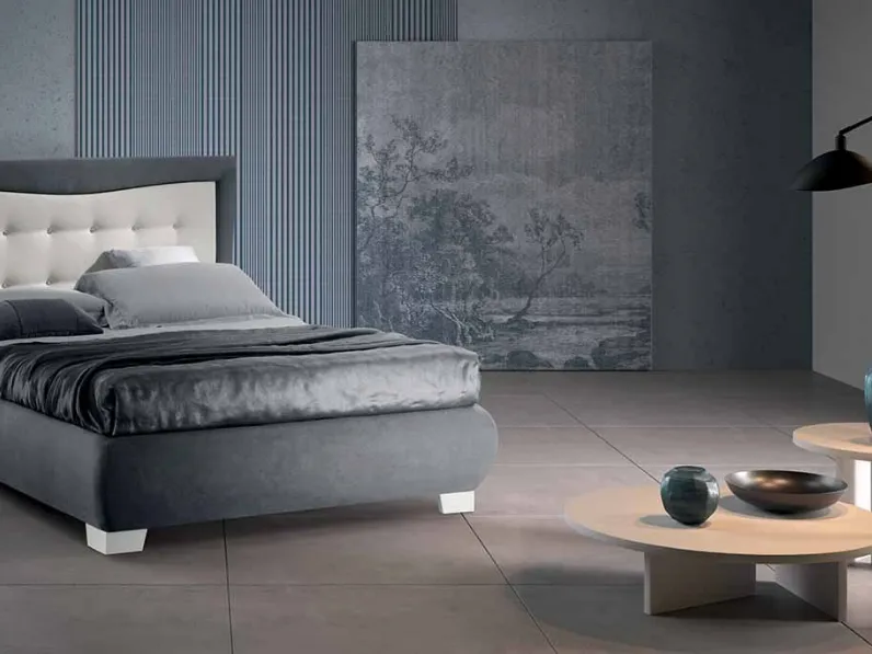 Letto imbottito Ariete di Cosmo Letti