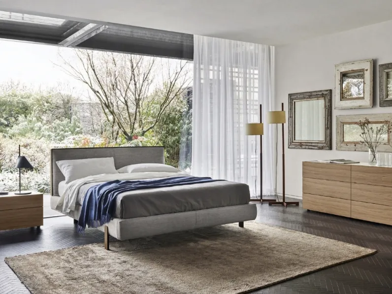 Letto in tessuto imbottito Decor di Sangiacomo