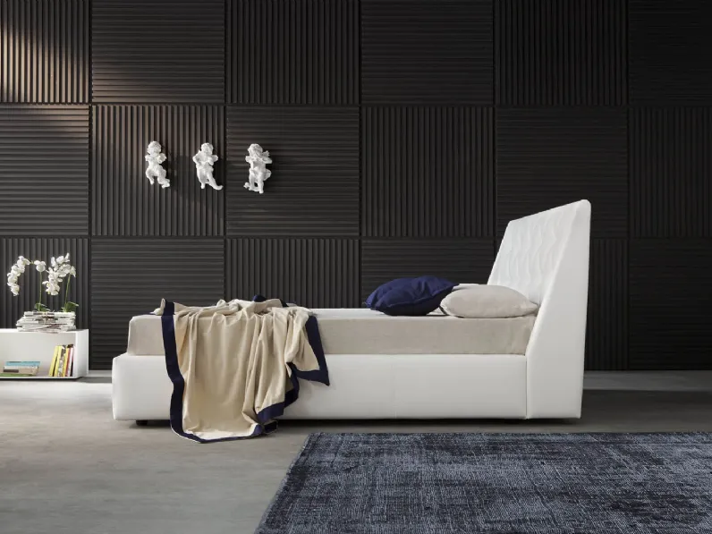 Letto con testiera Diamond di Novaluna