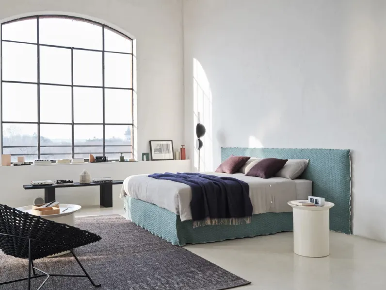 Letto imbottito Easy di Gervasoni