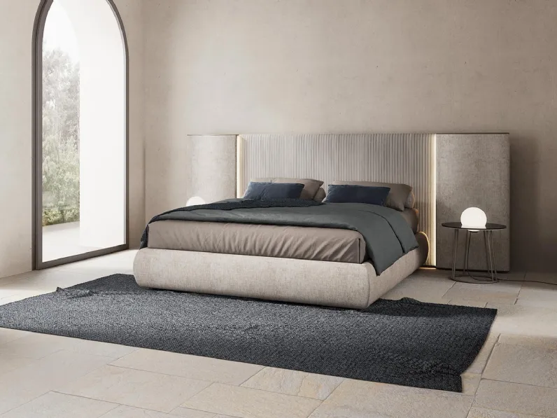 Letto imbottito Ellis di Novaluna