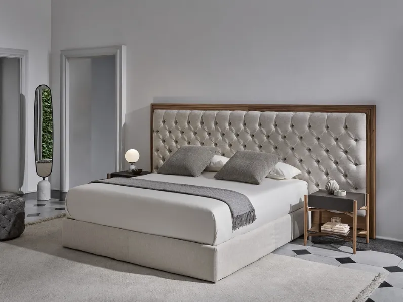 Letto imbottito Enya di Porada