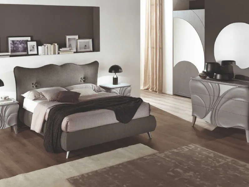 Letto in tessuto con testiera sagomata Queen Fiocco di Euro Design