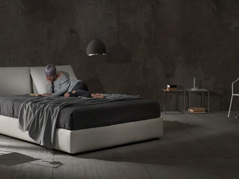 Letto in ecopelle con box contenitore e testiera relax Zoe Tre Ring 28 di Excò