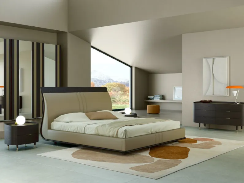 Letto in pelle con testiera Fred di Fazzini