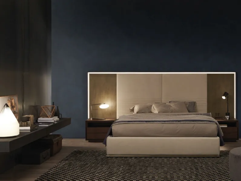 Letto Frame con boiserie di Fimes