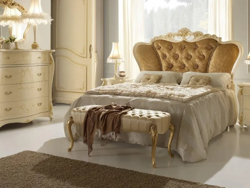 Letto Fiordaliso di Patina Rosa