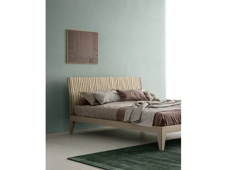 Letto con testiera Fold di Zalf
