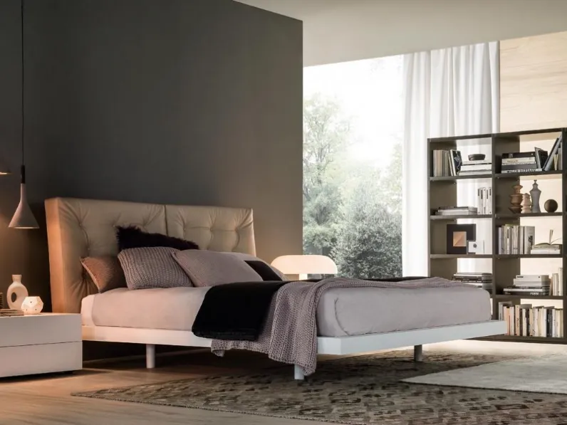 Letto con testiera Francis di Giellesse
