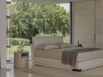 Il letto Gaudí Le Grand di Flou unisce design iconico e comfort esclusivo.