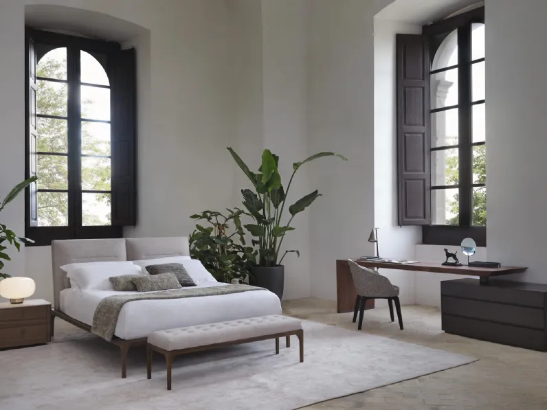 Letto con testiera imbottita Kensington di Conte