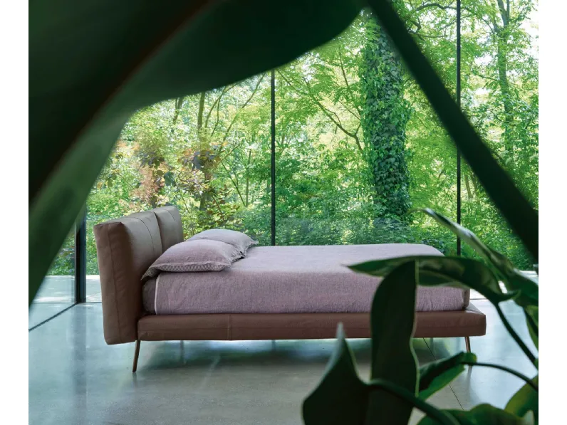 Letto imbottito Kuna di Noctis