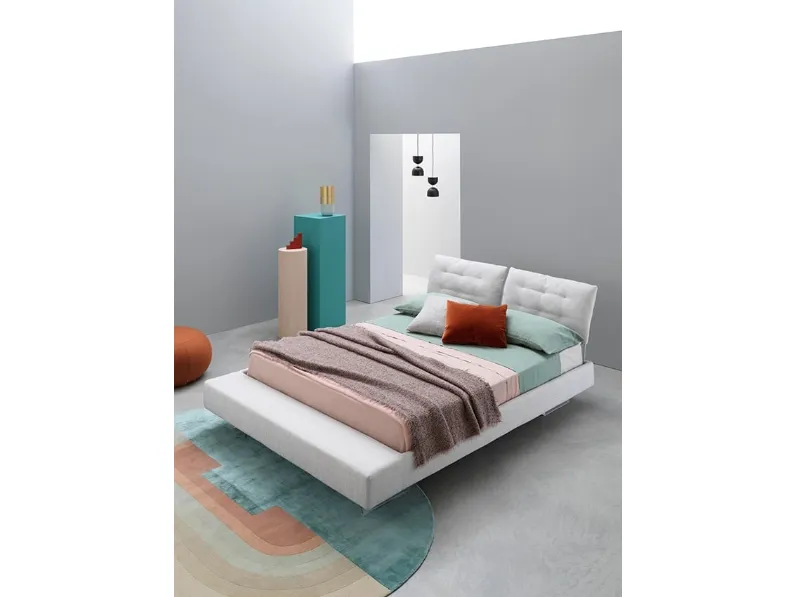 Letto Limes T Large con testiera riposizionabile di Saba