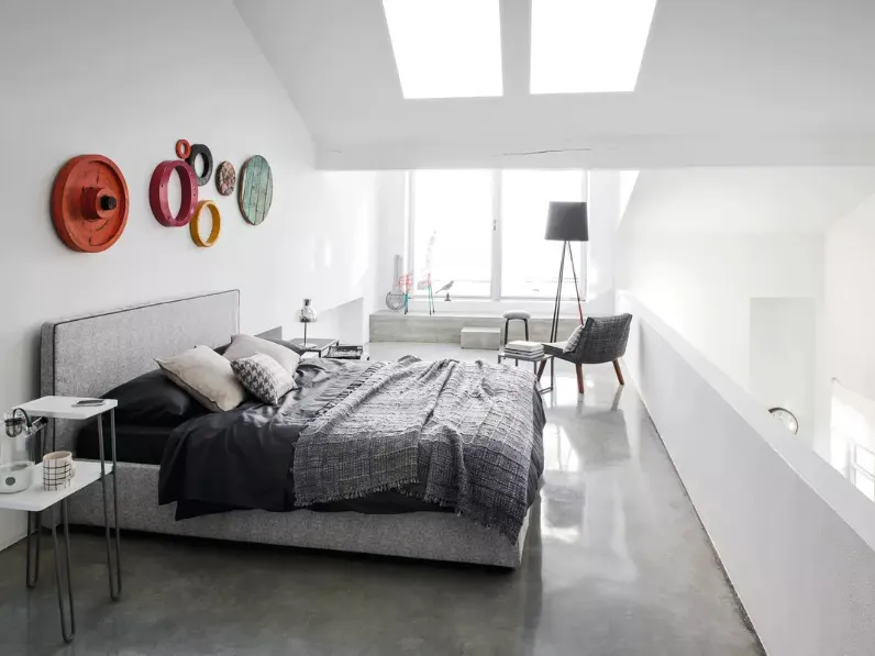 Letto Linea in tessuto di Gervasoni