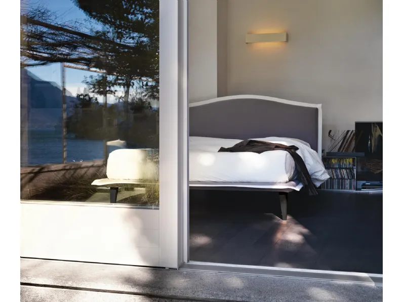 Letto con testiera arrotondata Lyle Modern di Noctis