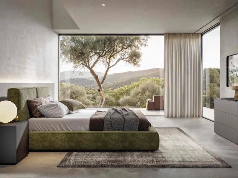 Letto in tessuto imbottito Matis di Veneran