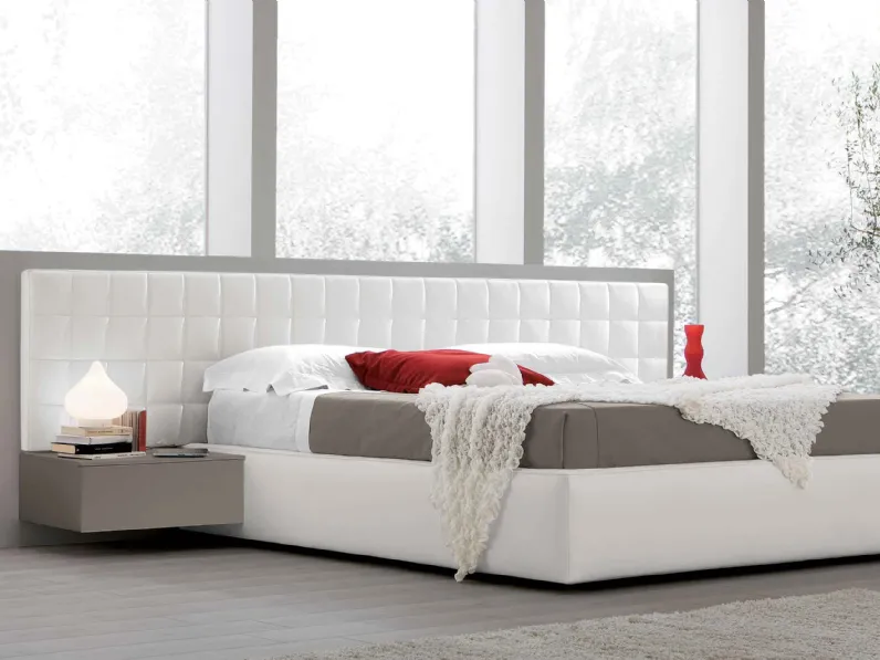 Letto con testiera Maya Boiserie di Spagnol Salotti