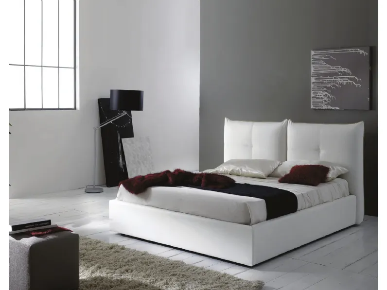 Letto in ecopelle Bianca imbottito con testiera e box contenitore Monica di Imba Srl