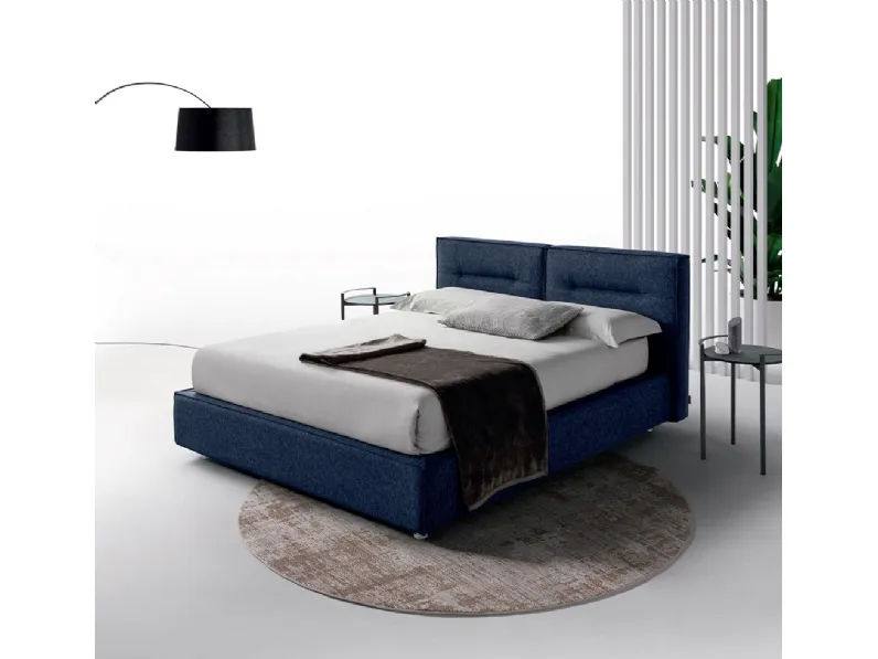 Letto matrimoniale in tessuto con testiera Ester di Nefi Italia