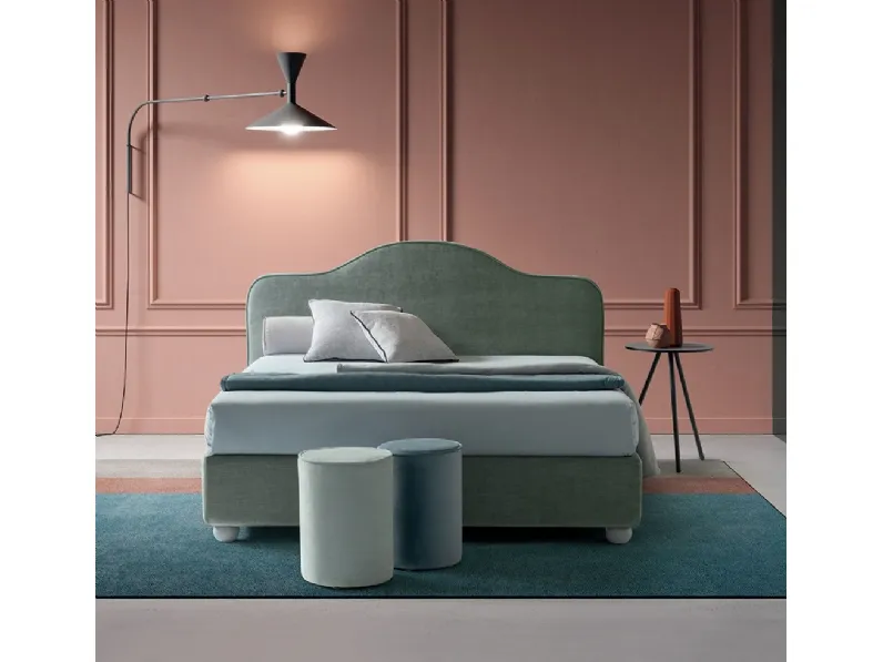 Letto in tessuto con testiera sagomata Ginevra di Nefi Italia