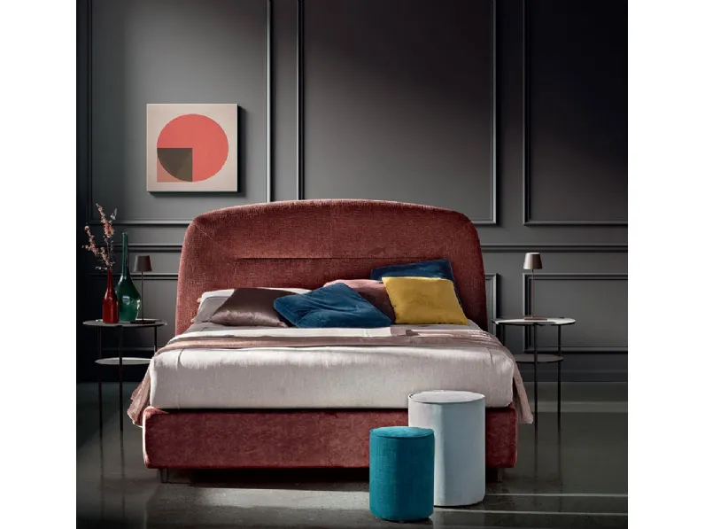 Letto in tessuto con testiera arrotondata Oriente di Nefi Italia