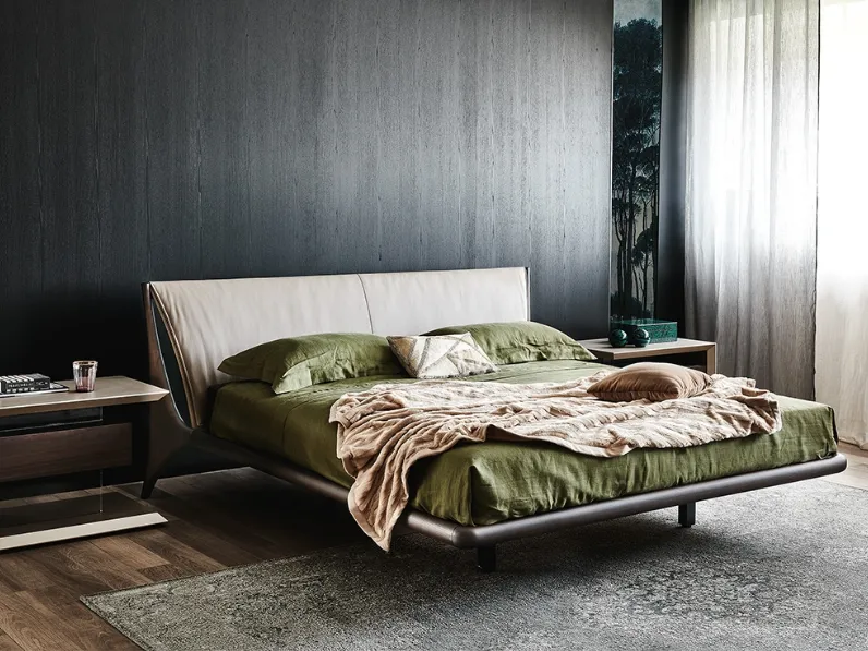 Letto Nelson in legno con testiera imbottita di Cattelan Italia