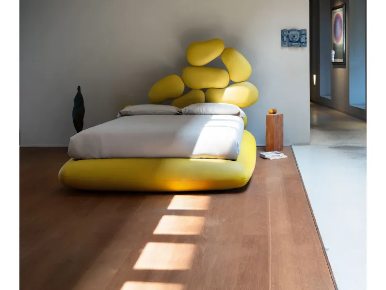 Letto di design Stones di Noctis