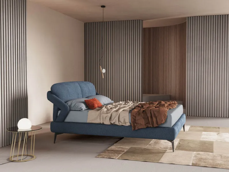 Letto in tessuto con testiera Artemis di Novaluna