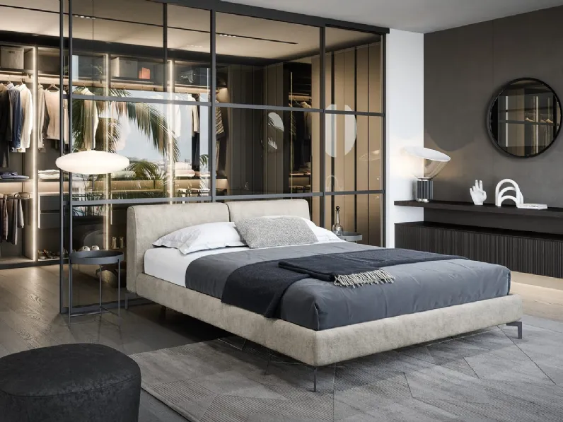Letto in tessuto imbottito Margot di Novamobili