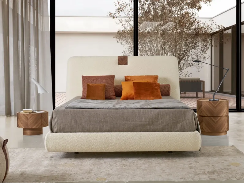 Letto Onigiri Fluttuante in tessuto imbottito di Modesign