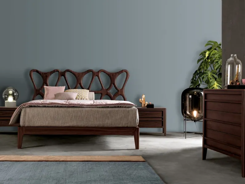 Letto Pedrera in legno con testiera di Modesign