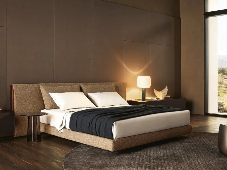 Letto in tessuto con testiera Yume di Poliform