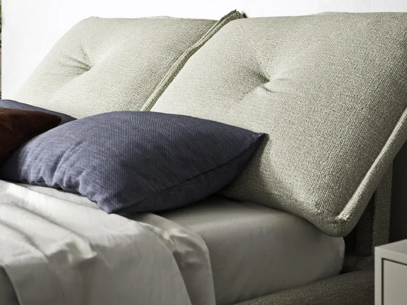 Letto imbottito, morbido e accogliente, con testiera reclinabile Rain di Mab