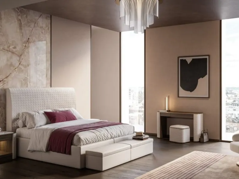 Letto in pelle con testiera alta San Marco di Reflex
