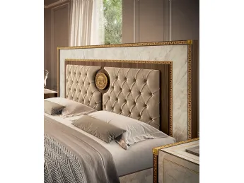 Il letto Romantica di Arredoclassic è un capolavoro di comfort ed eleganza.