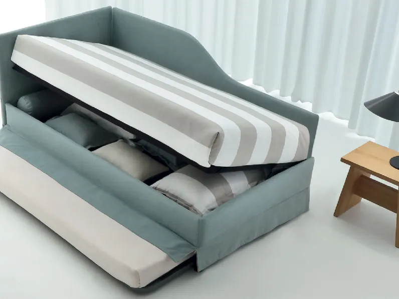 Daybed singolo in tessuto con letto estraibile e contenitore Golf 331 di Oggioni