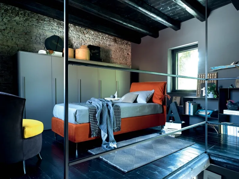 Letto singolo in tessuto imbottito con testiera Max di Rigosalotti