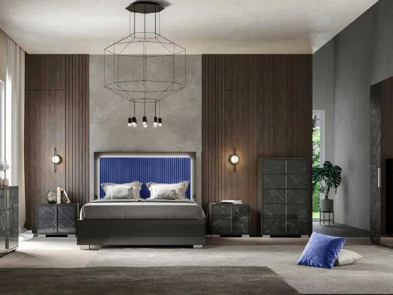 Letto Sky in laccato lucido con testiera imbottita di Euro Design