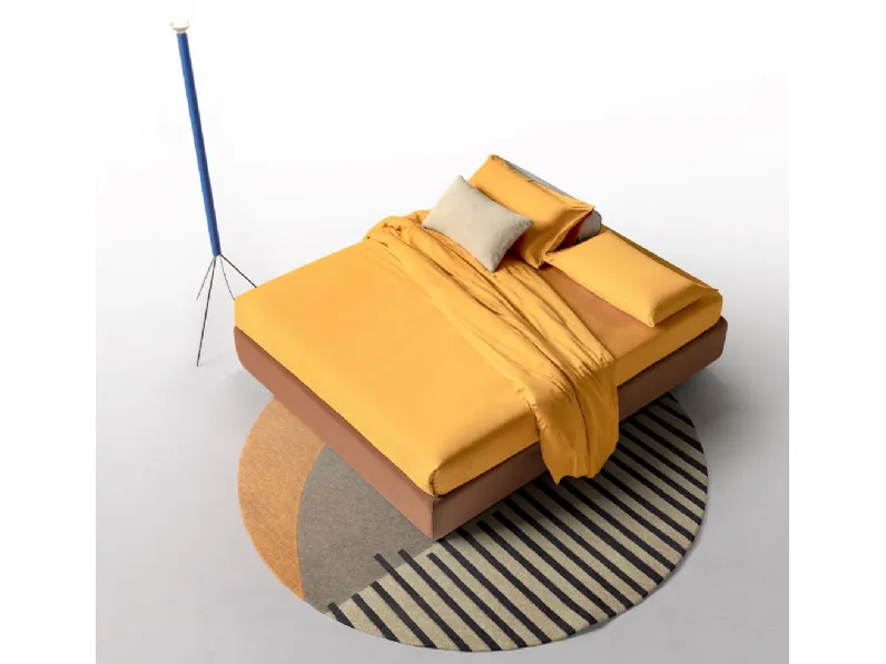 Letto matrimoniale in tessuto Sommier di Nefi Italia