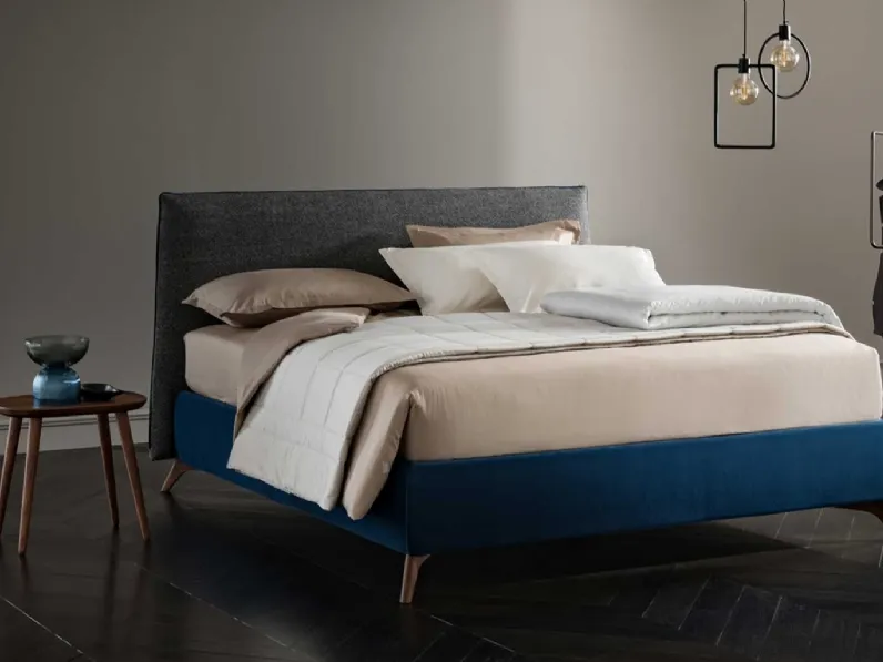 Letto in tessuto imbottito Soul Lod di Altrenotti