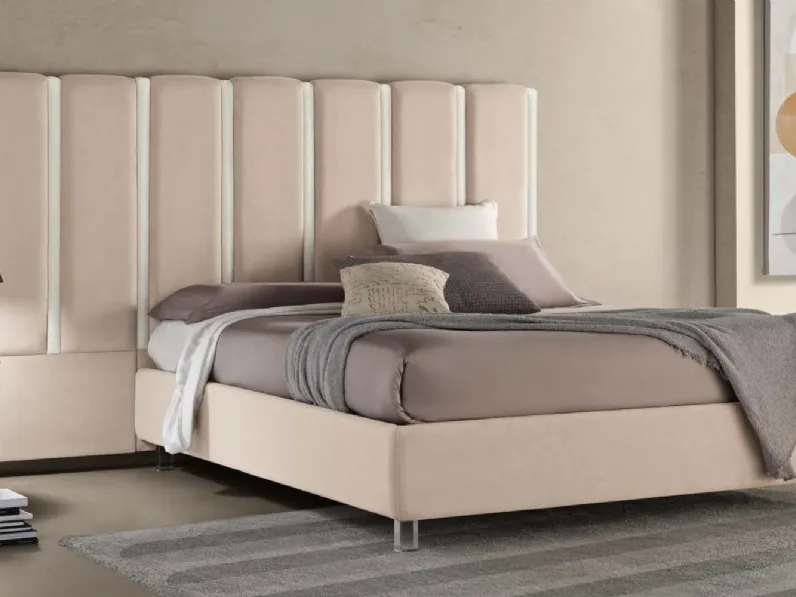 Letto in tessuto Sound di Susan imbottiti
