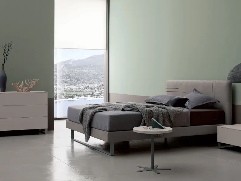 Letto in tessuto Roger di Spagnol Salotti