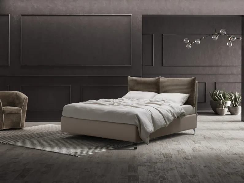 Letto matrimoniale in tessuto Francesca di Stilfar