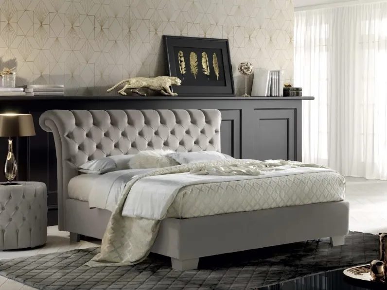 Letto con testiera in tessuto trapuntato Parigi di Stilfar