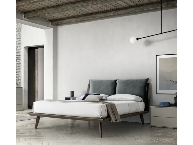 Letto impiallacciato con testiera Talak di SantaLucia